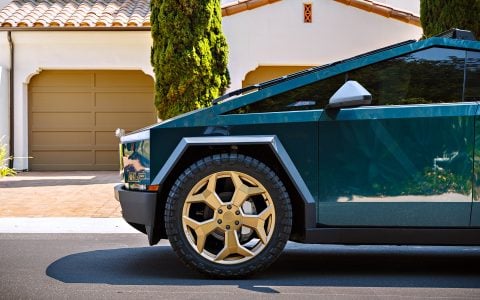 DennisCW's Aqua Blue PPF Cybertruck on UP Forged CYBRSPOKE in Satin Bronze