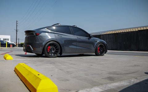 Stealth Gray Tesla Model Y Juniper on 21-Inch UP Forged UP-03 Wheels in Satin Black