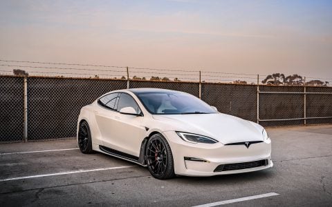Joe Rogan Pearl White Tesla Model S Plaid S-APEX build done by Unplugged Performance 3840px Image (56)