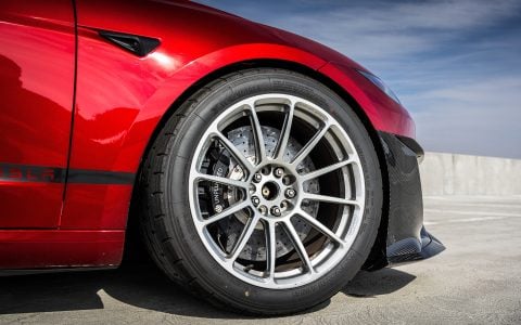 Red Mica Tesla Model S Plaid _ Ultra Red Tesla Model 3 Performance Highland Track Builds with UP-03 Forged Race Wheels 3840px (7)_1