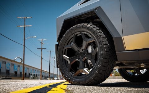 Why Forged Wheels Are the Ultimate Upgrade for Your Tesla Cybertruck 23 Stainless Steel Tesla Cybertruck on 24-Inch UP Forged CYBRSPOKE in Satin Black