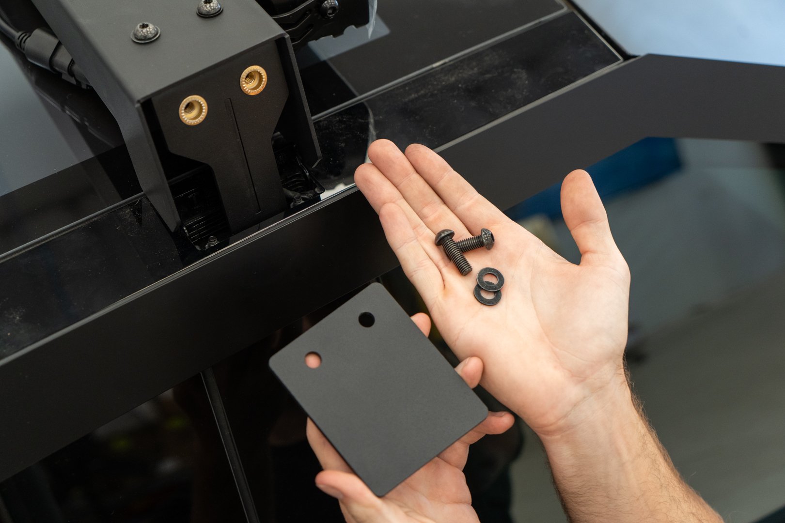 Tesla Cybertruck UP INVINCIBLE DOUBLE ROW LIGHT BAR 48V - Installation-57