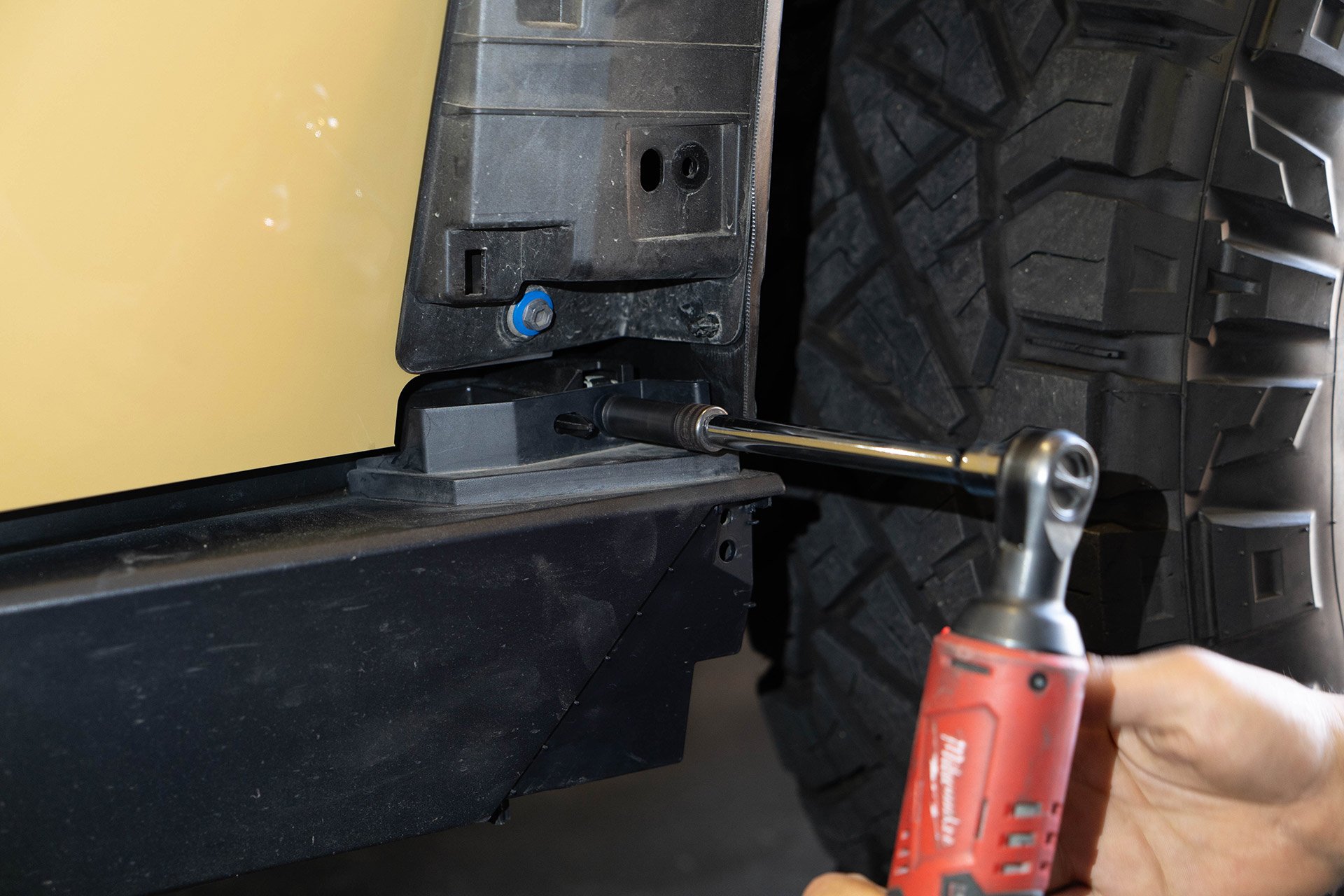 Tesla Cybertruck UP INVINCIBLE HD Rock Sliders - Installation 11