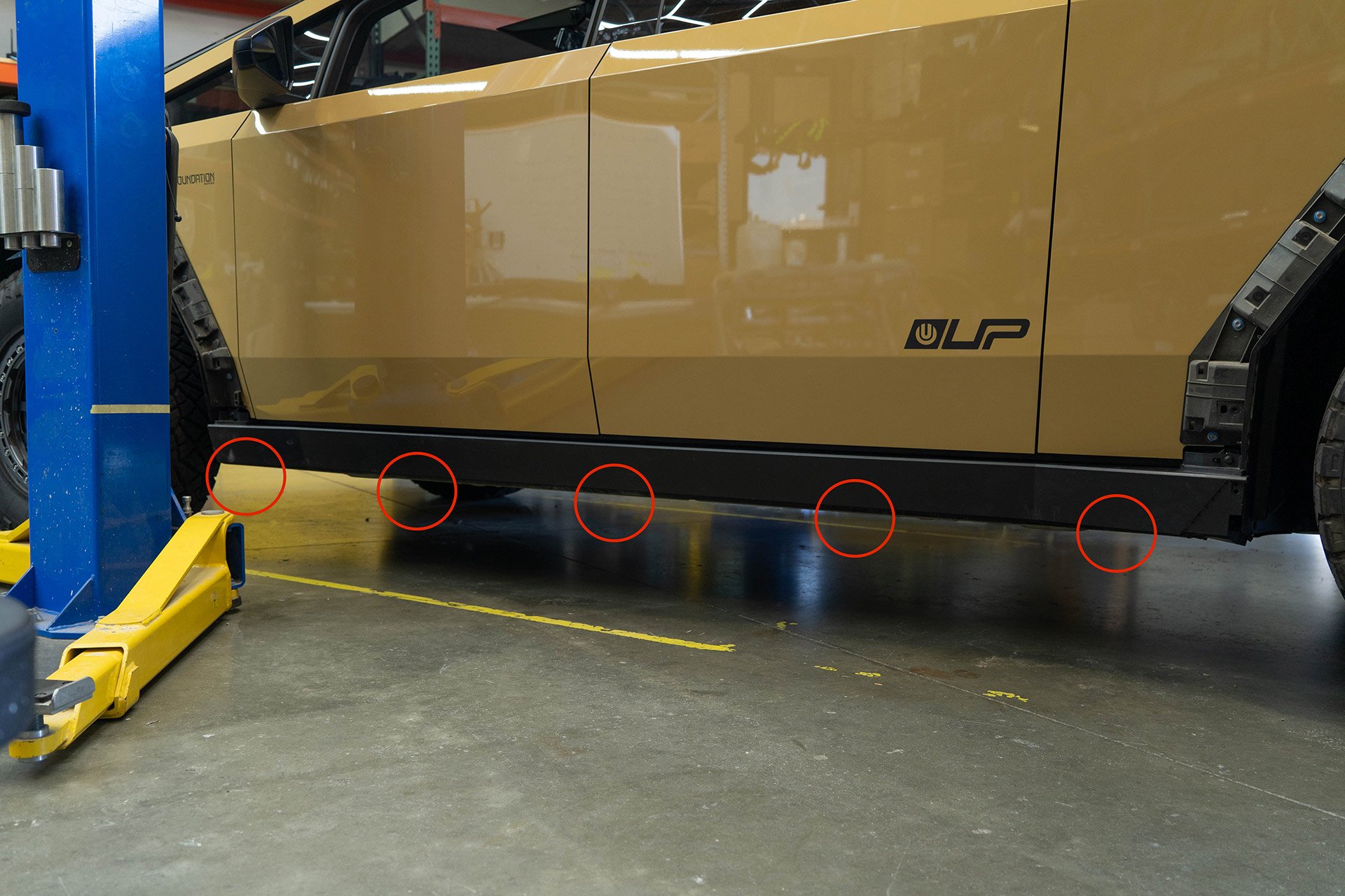 Tesla Cybertruck UP INVINCIBLE HD Rock Sliders - Installation 13