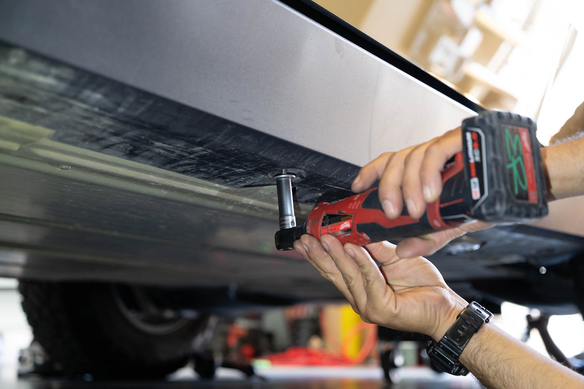 TESLA CYBERTRUCK UP INVINCIBLE HD ROCK SLIDERS