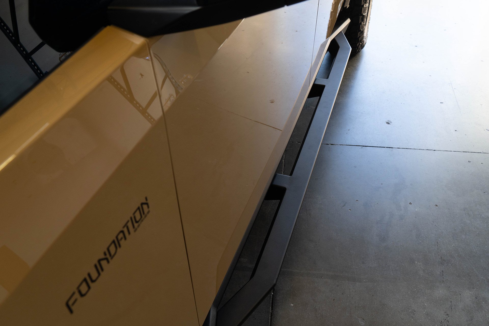 Tesla Cybertruck UP INVINCIBLE HD Rock Sliders - Installation 38