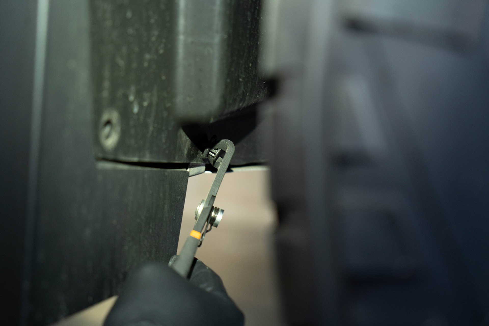 Tesla Cybertruck UP INVINCIBLE HD Rock Sliders - Installation 6