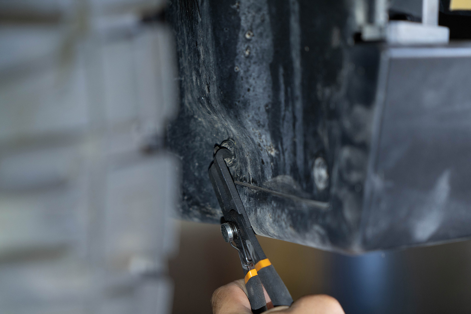 Tesla Cybertruck UP INVINCIBLE HD Rock Sliders - Installation 8