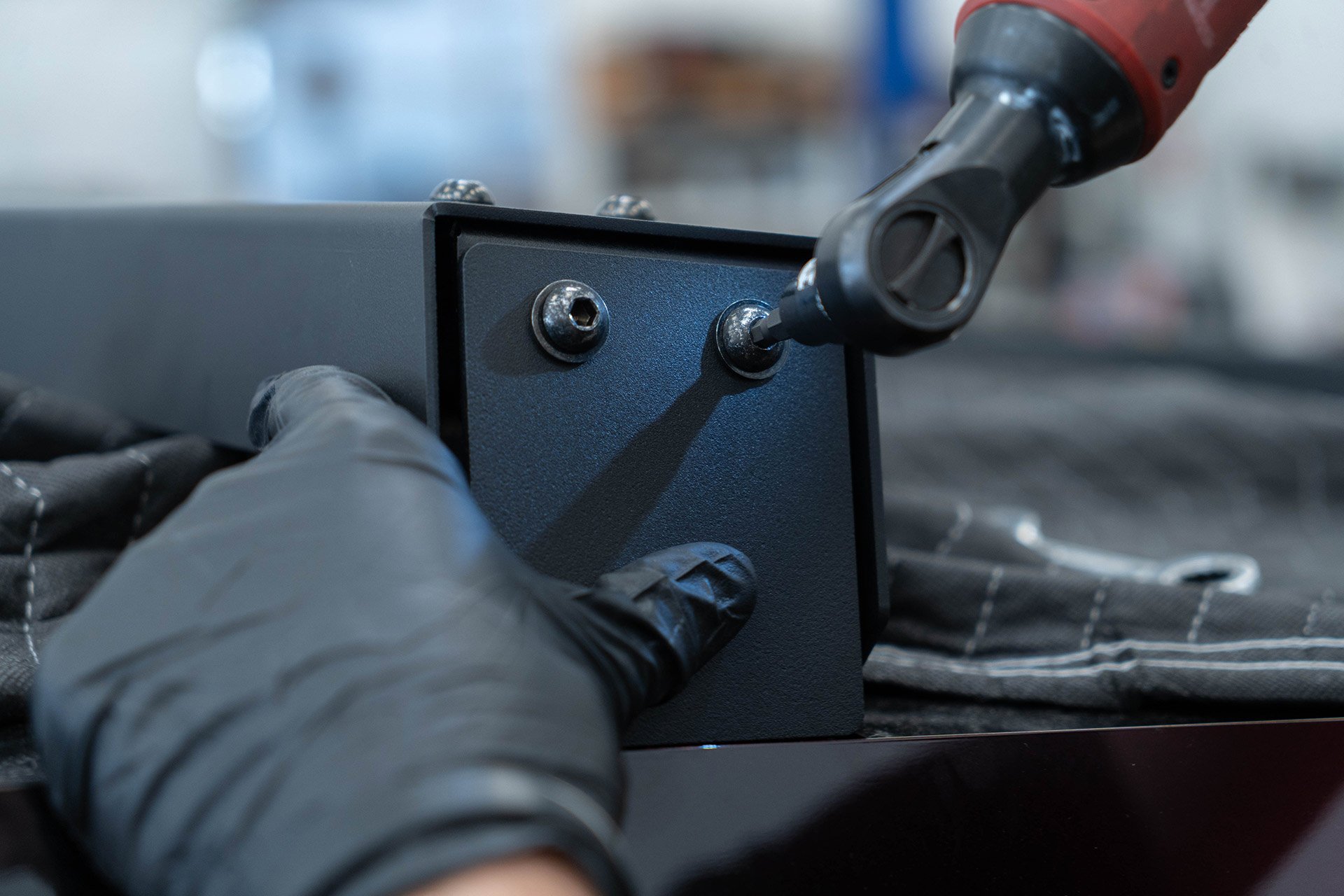 Tesla Cybertruck UP INVINCIBLE HD Roof Rack and MOLLE Panel - Installation 28