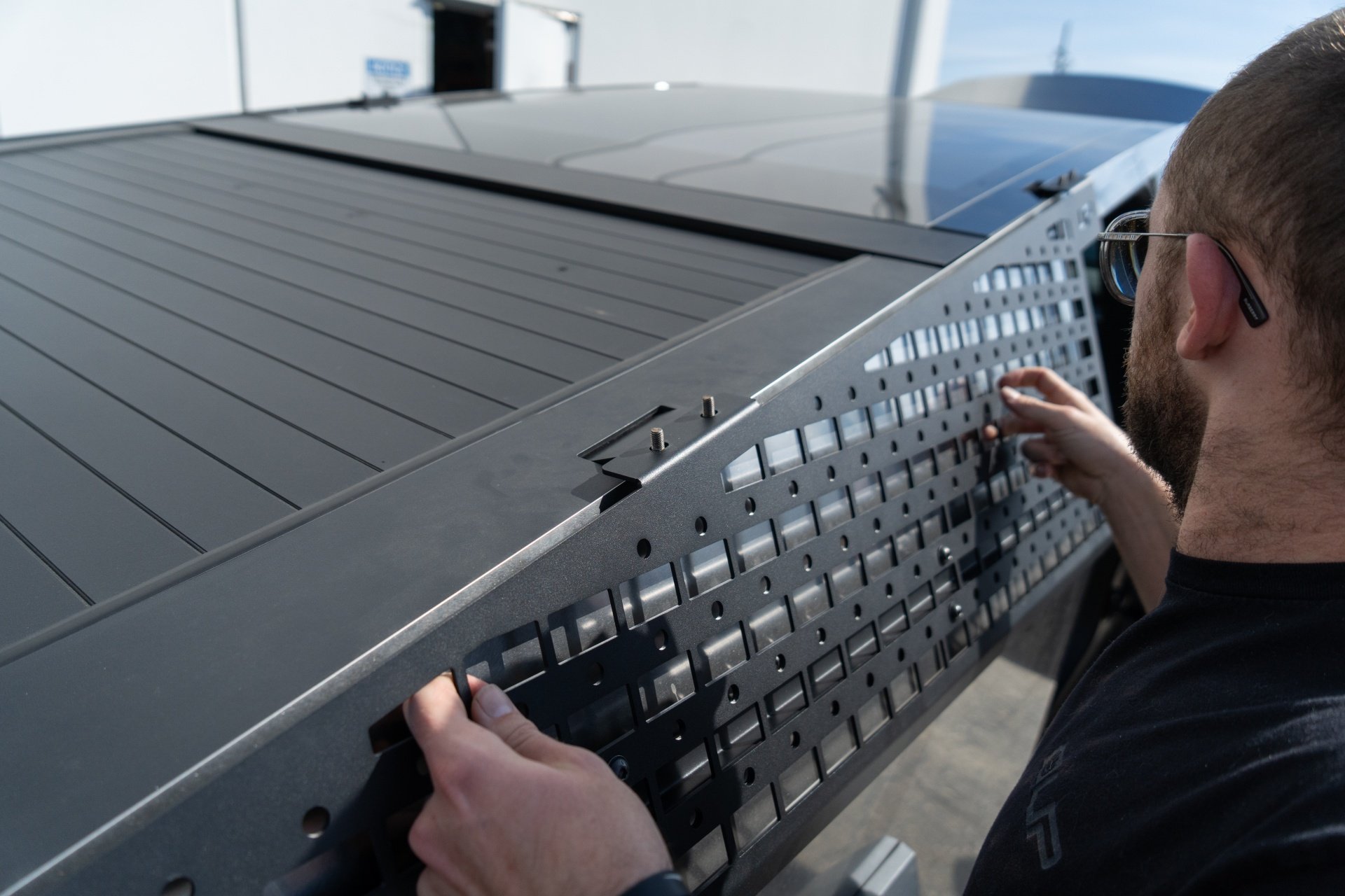 UP Invincible MOLLE Panel (No Roof Rack Version)-40_1920