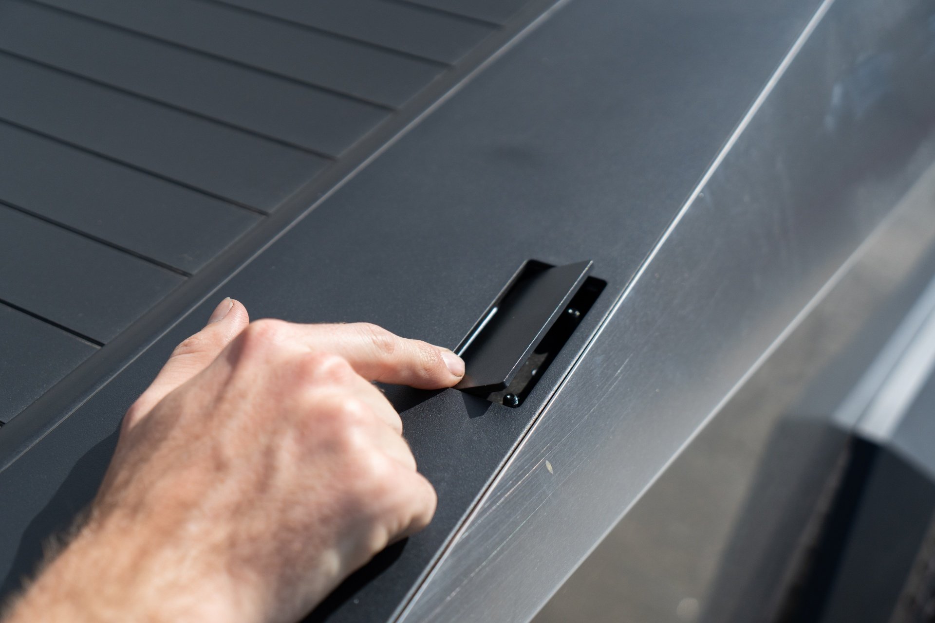 UP Invincible MOLLE Panel (No Roof Rack Version)-5_1920